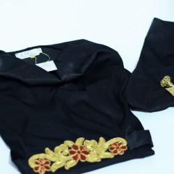 Ensemble revisité avec touche artisanale traditionnelle